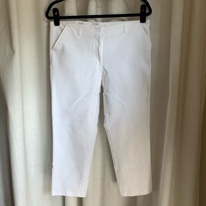 Laundry by Shelly Segal white capri pant